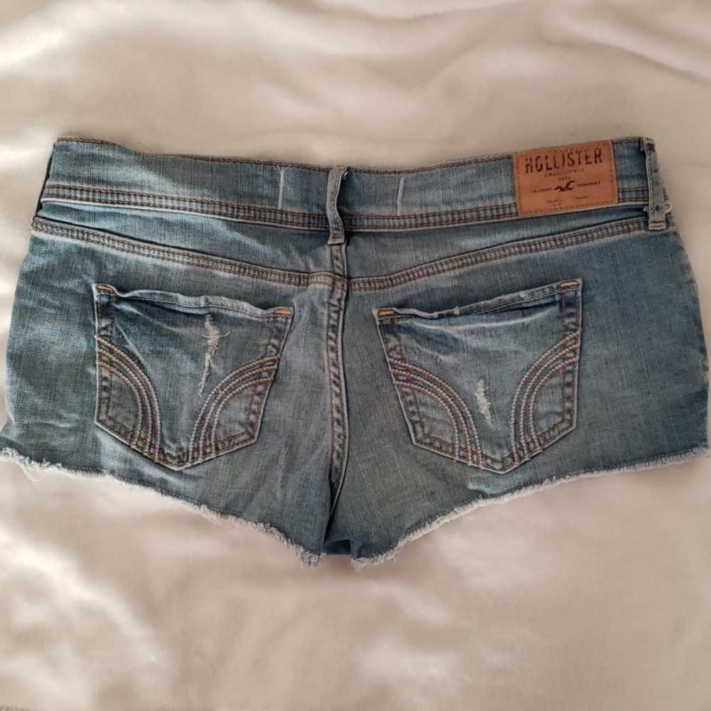 Hollister Jean shorts - Picture 3 of 3